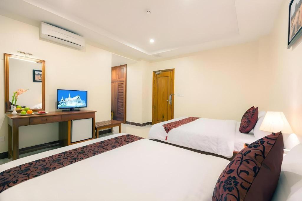 Kirirom Crystal Hotel Phnom Penh Exterior foto
