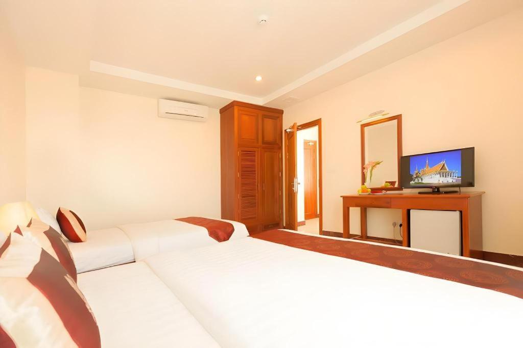 Kirirom Crystal Hotel Phnom Penh Exterior foto